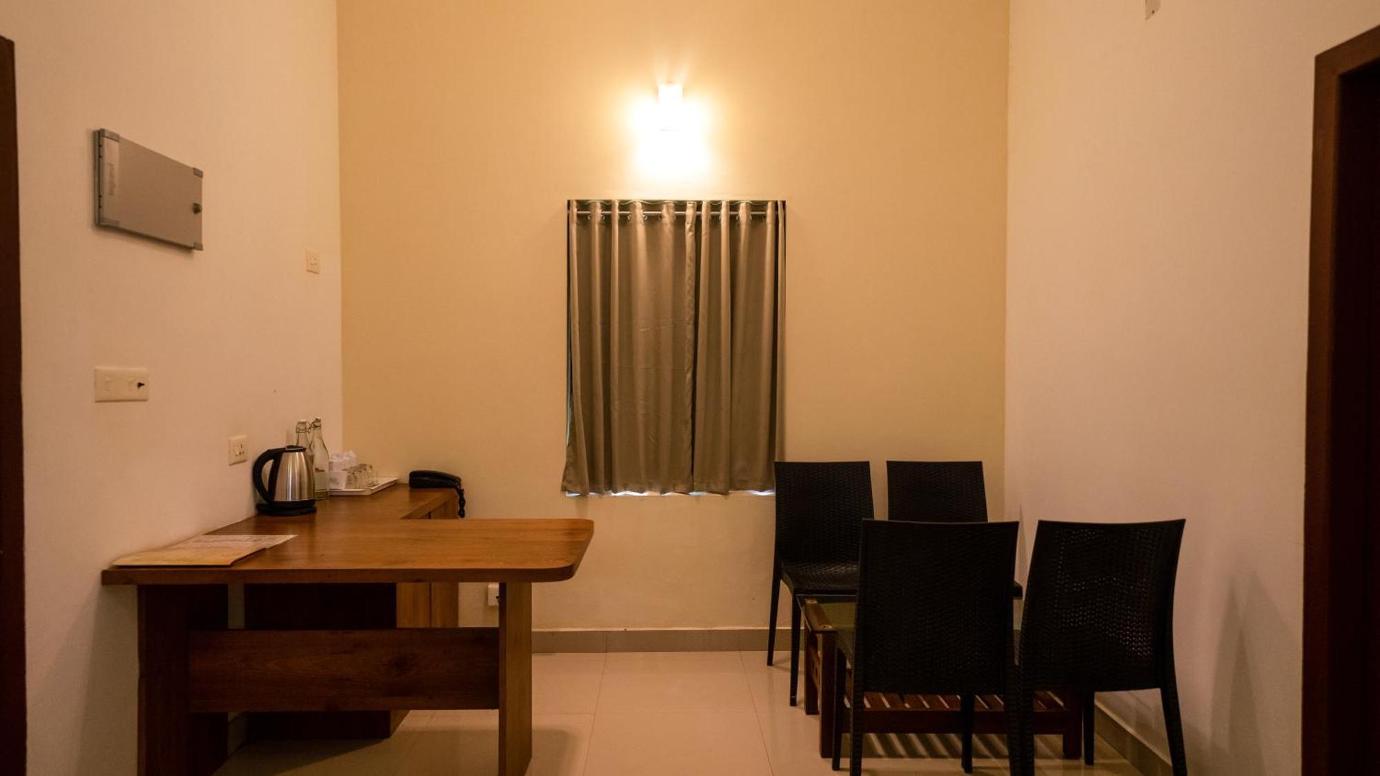 Vythiri Holiday Resort, Wayanad Ngoại thất bức ảnh