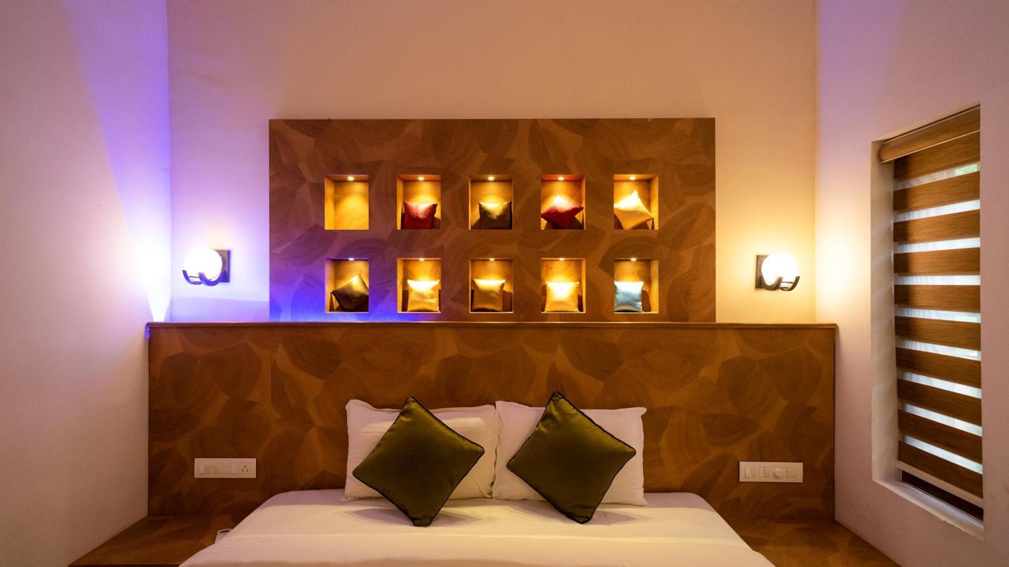 Vythiri Holiday Resort, Wayanad Ngoại thất bức ảnh