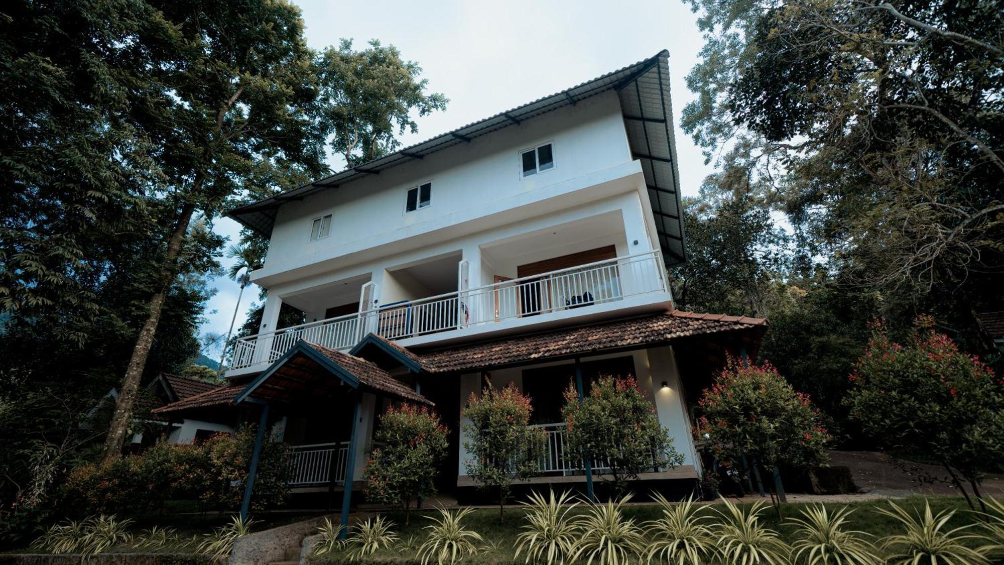 Vythiri Holiday Resort, Wayanad Ngoại thất bức ảnh