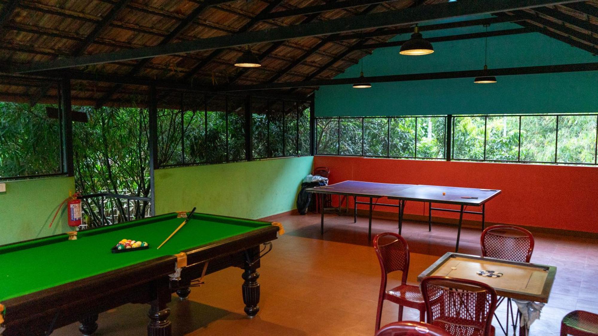 Vythiri Holiday Resort, Wayanad Ngoại thất bức ảnh