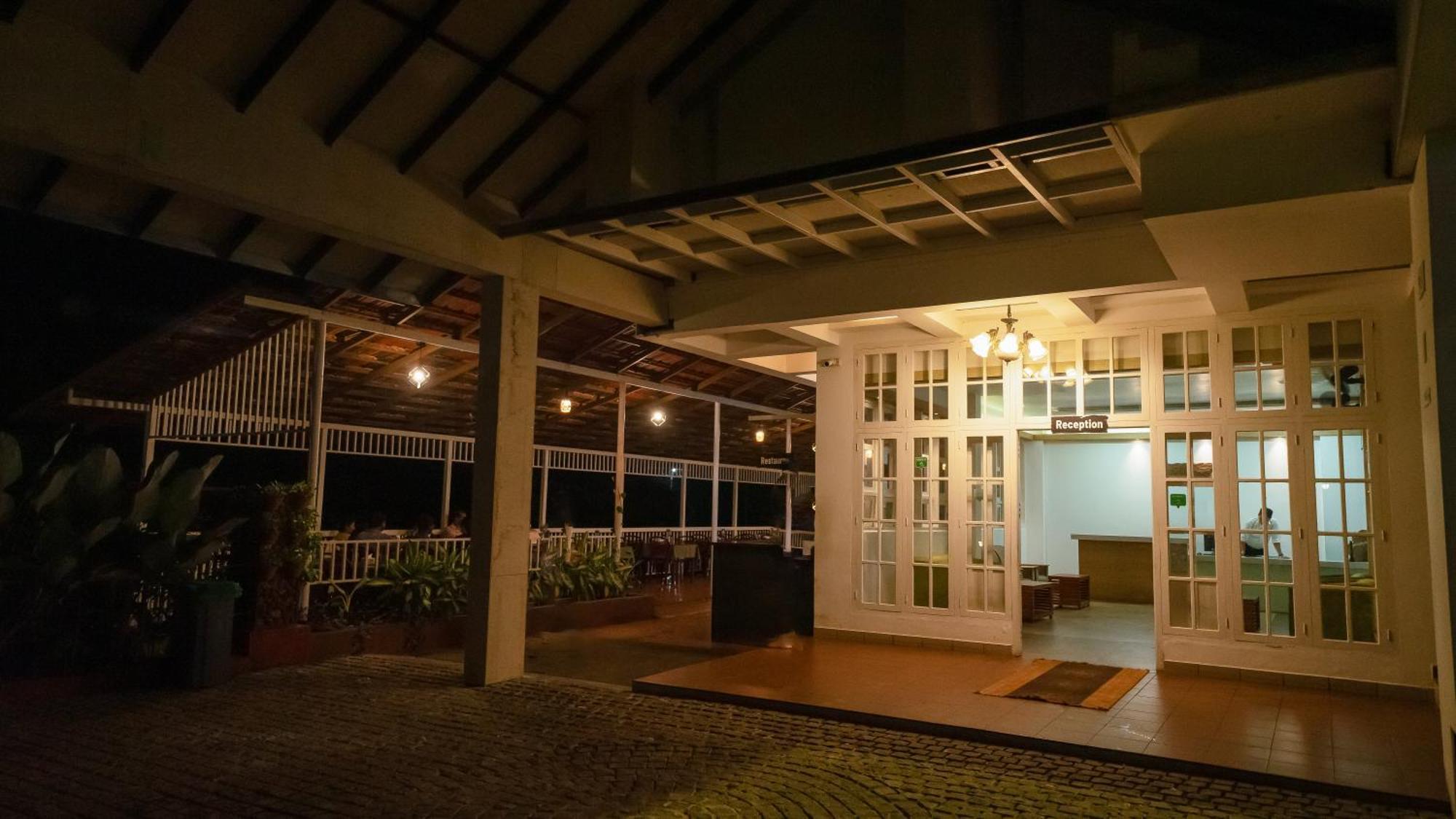Vythiri Holiday Resort, Wayanad Ngoại thất bức ảnh