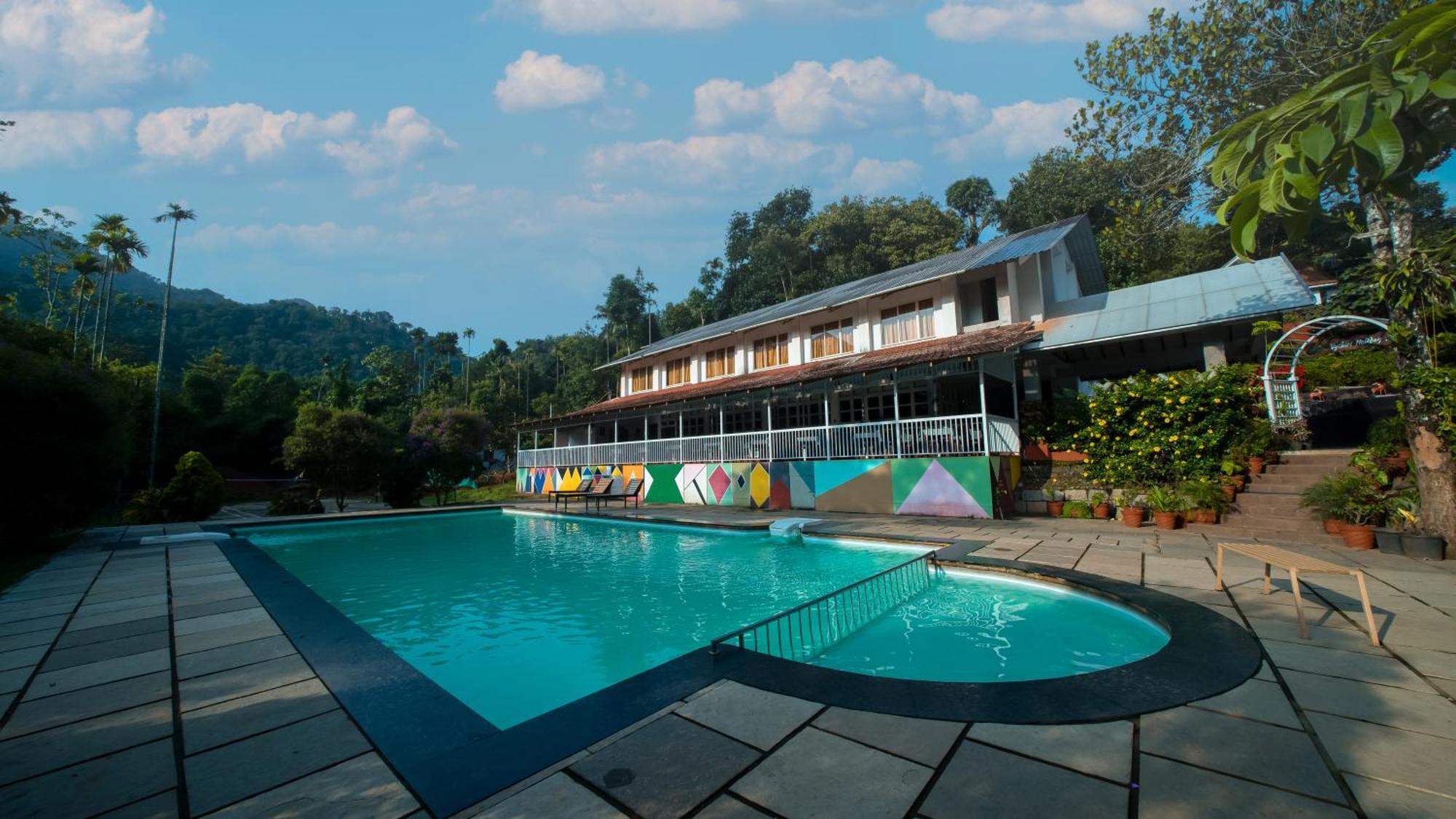 Vythiri Holiday Resort, Wayanad Ngoại thất bức ảnh