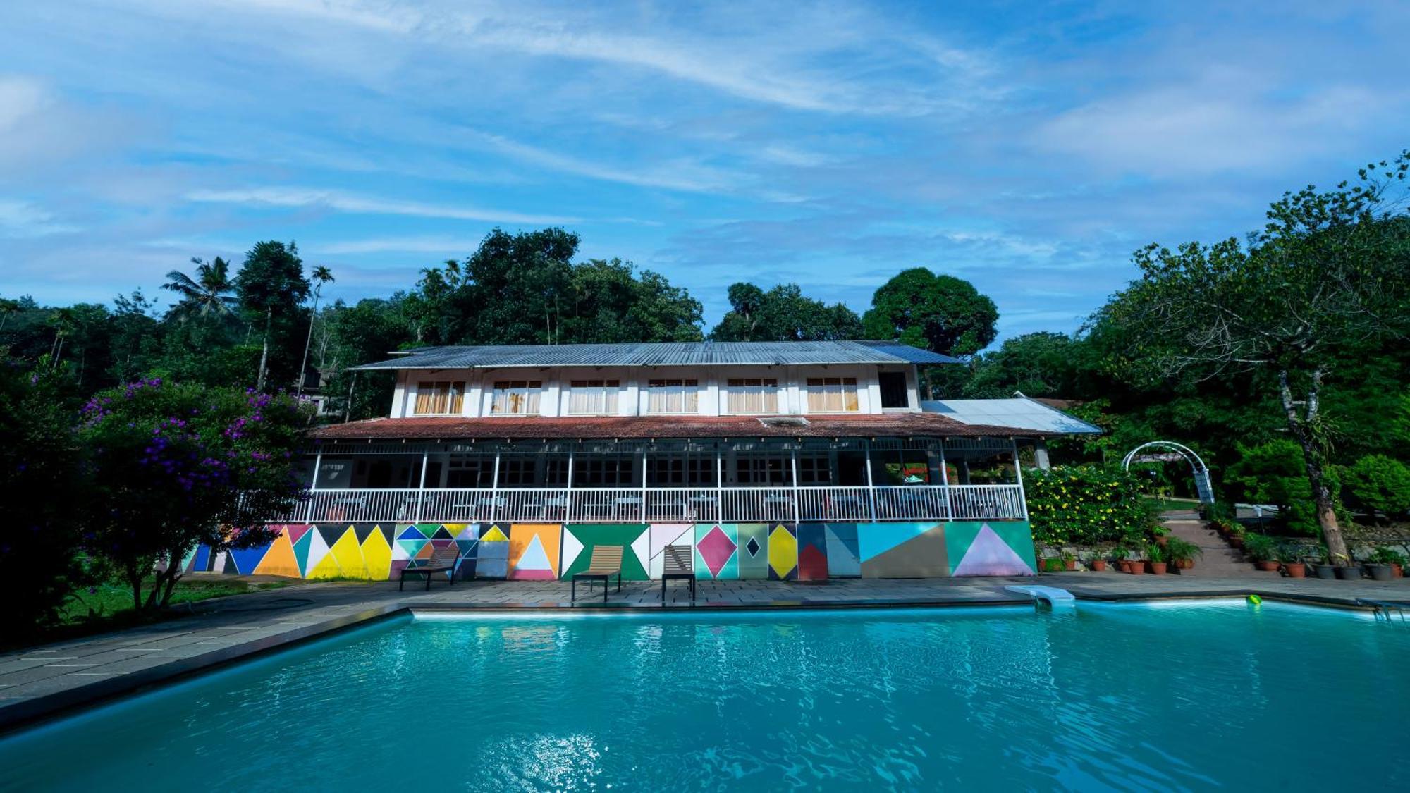 Vythiri Holiday Resort, Wayanad Ngoại thất bức ảnh