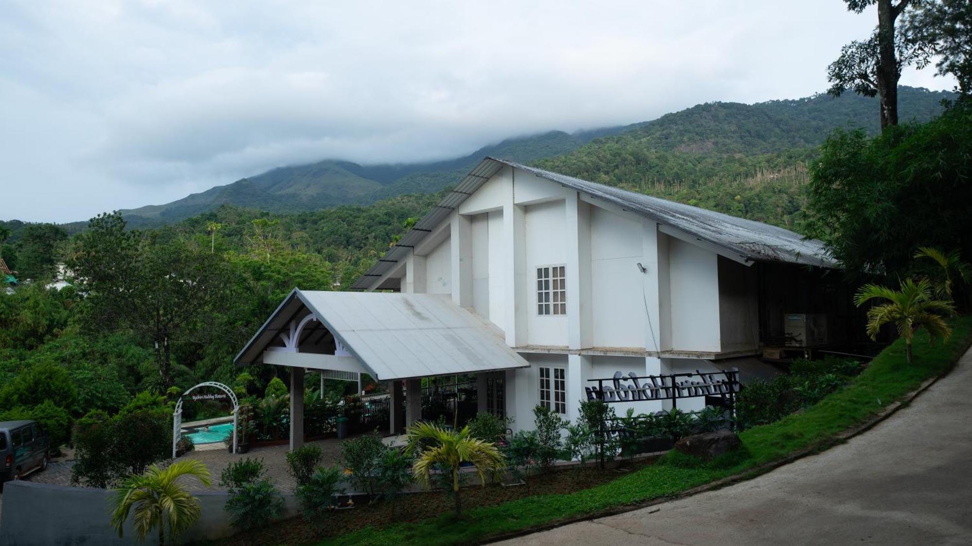 Vythiri Holiday Resort, Wayanad Ngoại thất bức ảnh