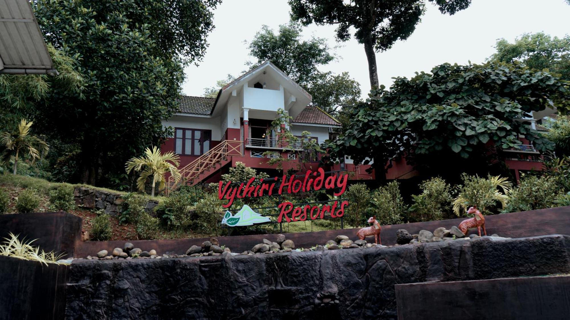 Vythiri Holiday Resort, Wayanad Ngoại thất bức ảnh
