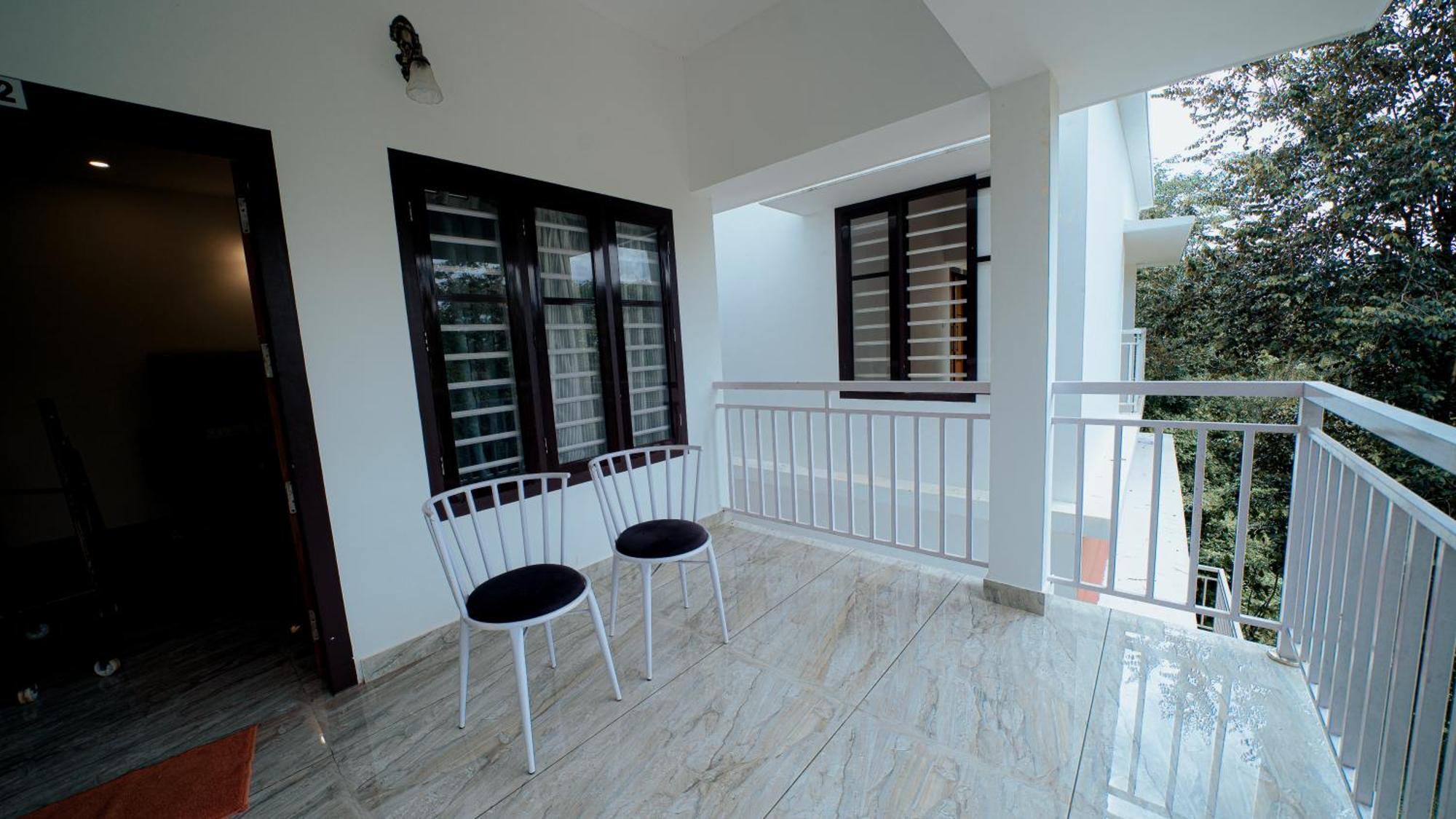 Vythiri Holiday Resort, Wayanad Ngoại thất bức ảnh