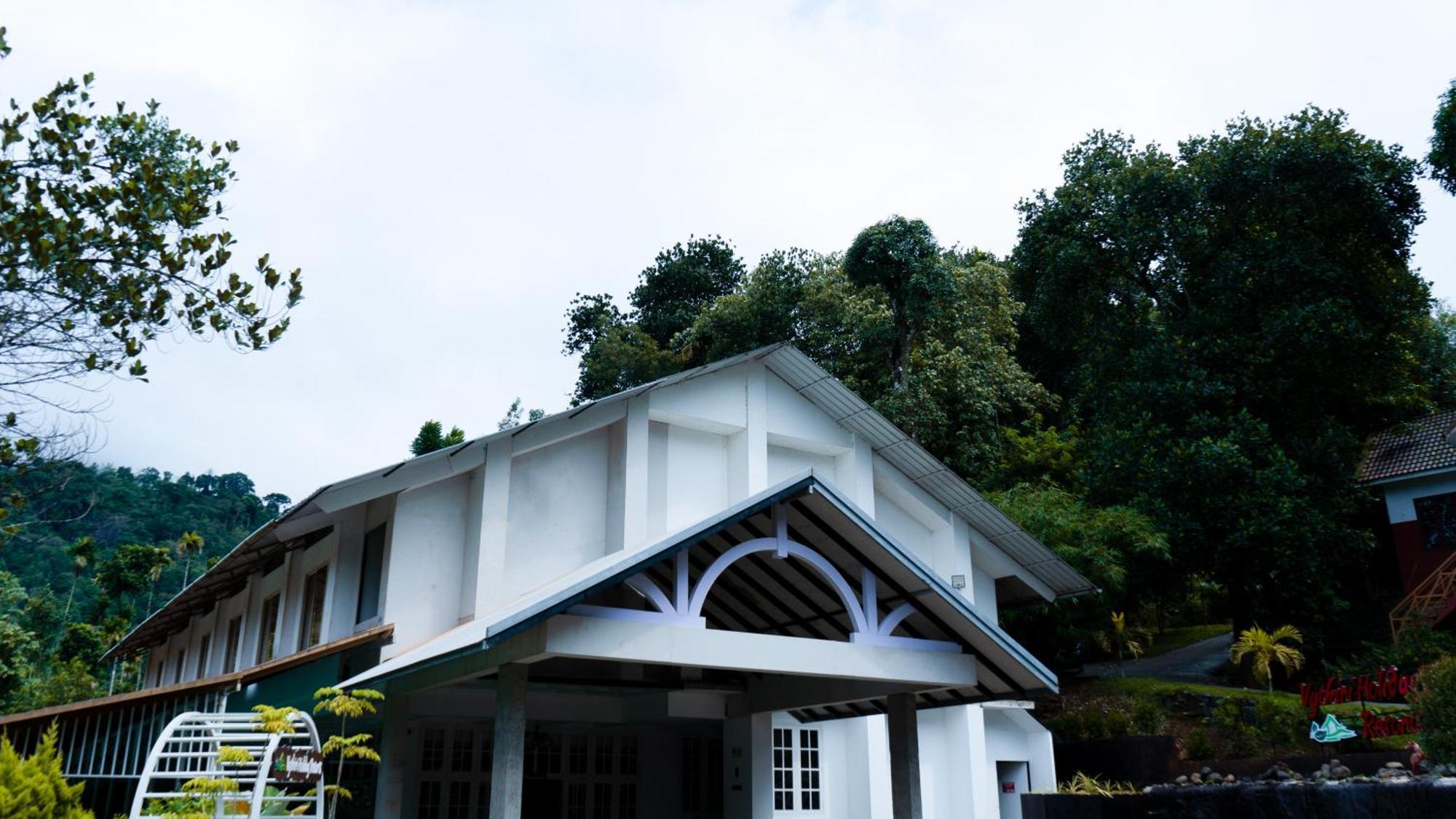 Vythiri Holiday Resort, Wayanad Ngoại thất bức ảnh